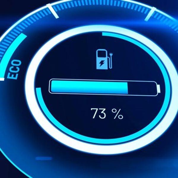 Τελικά, πόσα χρόνια αντέχουν οι μπαταρίες των ηλεκτρικών;