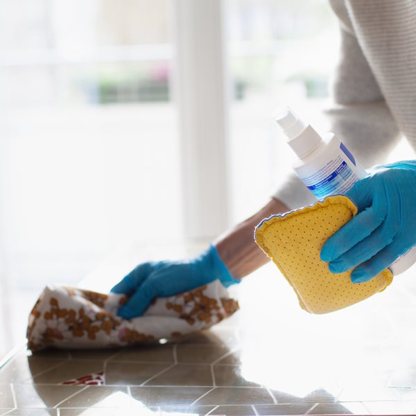 Πού μπορεί να επιβιώσει ο κορονοϊός μέχρι και 28 ημέρες