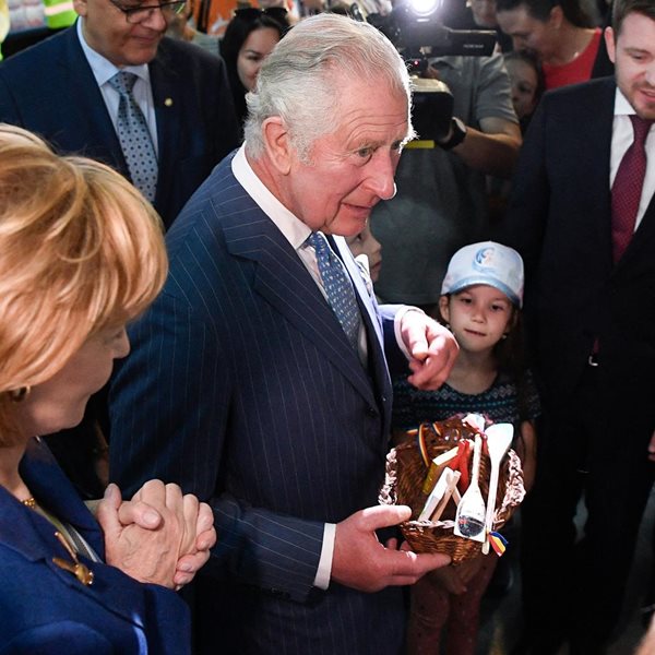 Κι όμως ο πρίγκιπας Κάρολος έπαιζε θέατρο