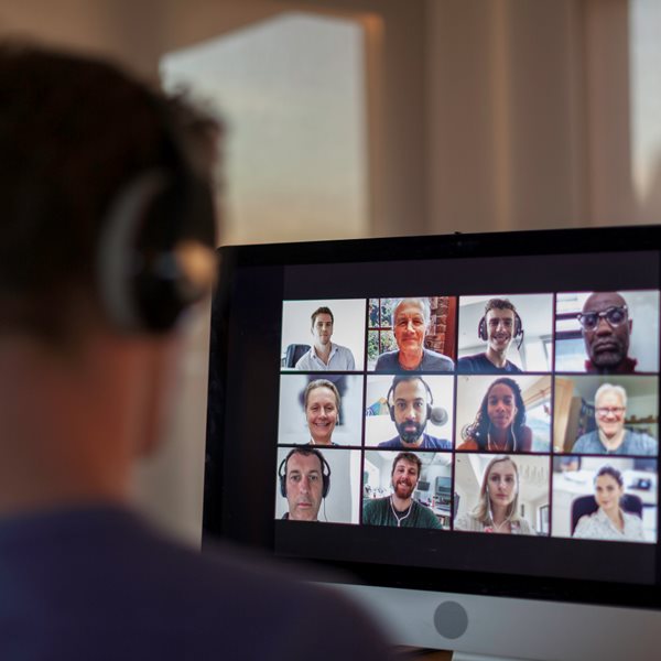 Η Zoom αξίζει πλέον σχεδόν 140 δισ. δολάρια