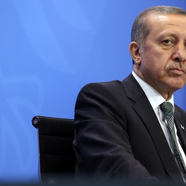 O Erdogan και το κυνήγι μαγισσών σε YouTube, Twitter και Netflix