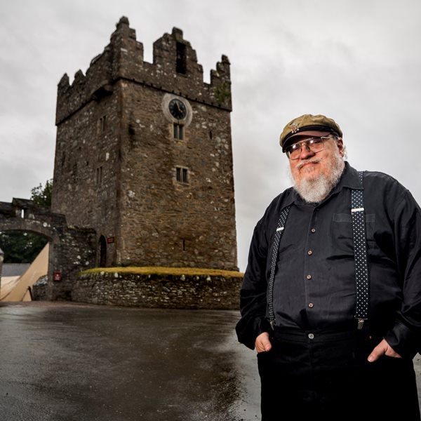 Ο George R.R. Martin γράφει τo επόμενο βιβλίο του Game of Thrones