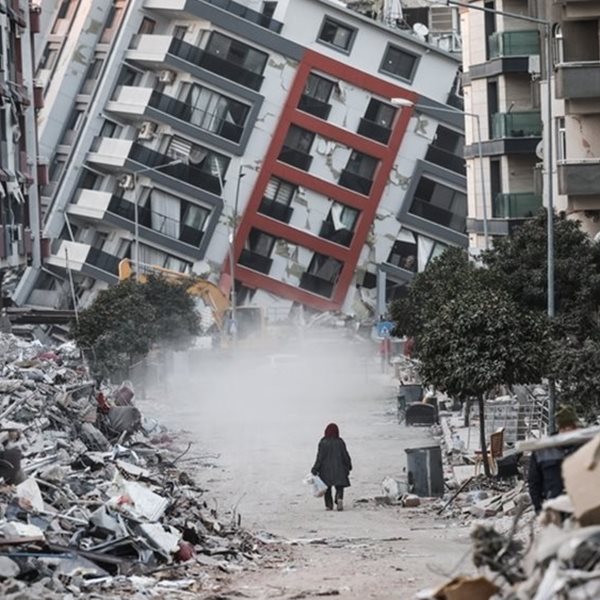 BBC: Αποτυχία της Google να προειδοποιήσει 10 εκατ. ανθρώπους για τον φονικό σεισμό στην Τουρκία