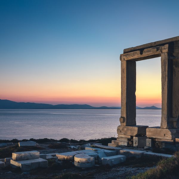 Η Νάξος είναι το καλύτερο ελληνικό νησί για το 2020