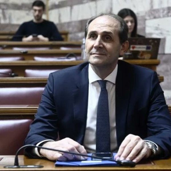 Έφυγε από τη ζωή ο πολιτικός Απόστολος Βεσυρόπουλος