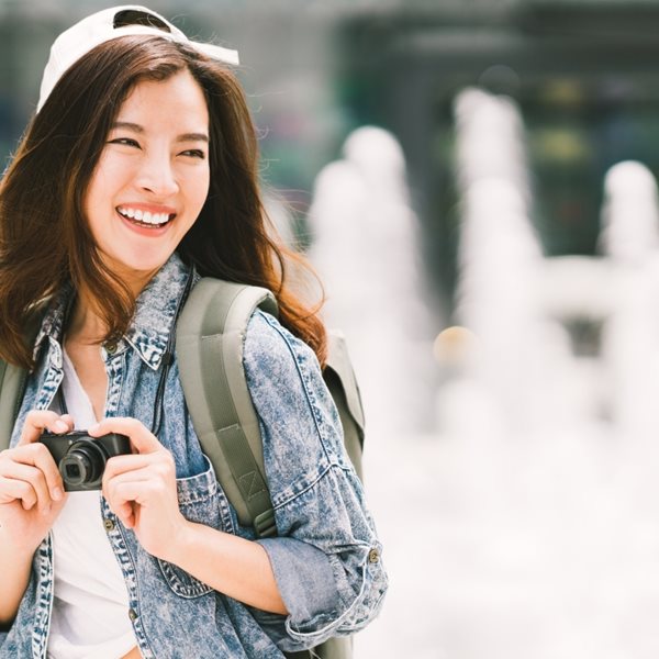 Σε άλλα νέα, στην Ιαπωνία κάνουν μαθήματα για να θυμηθούν πώς χαμογελάνε