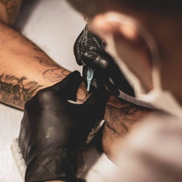 Και τελικά, ποια τατουάζ ελκύουν τις γυναίκες;