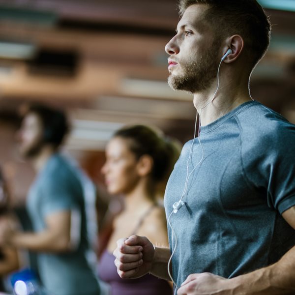 Mύθοι για την αερόβια άσκηση που λειτουργούν ανασταλτικά
