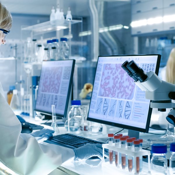 Το εμβόλιο για τον κορονοϊό θα είναι έτοιμο το φθινόπωρο