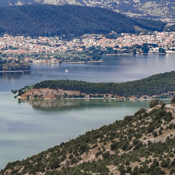 Η Ηπειρωτική Βιομηχανία Εμφιαλώσεων υπερήφανος χορηγός στα πολιτιστικά φεστιβάλ της Ηπείρου