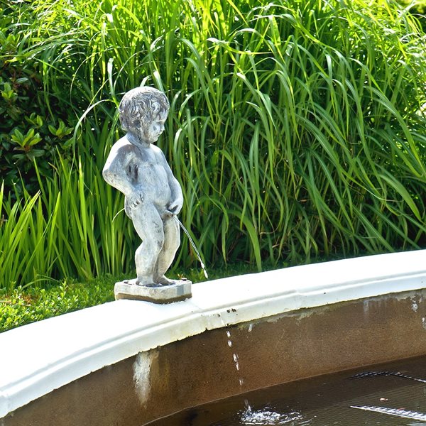 Γι' αυτούς τους λόγους δεν πρέπει ποτέ να "ξαλαφρώνεις" στην πισίνα