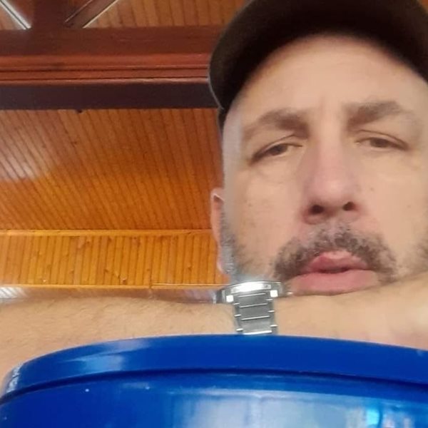 Μετά το Scorpios Music Bar, όλοι μιλούν για τον Λουκά Κωτσούλα και την ταβέρνα του