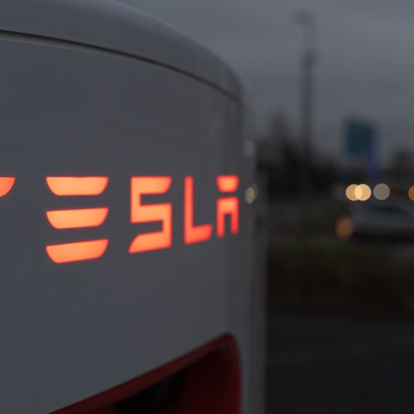 Ο 'εφιάλτης' της Tesla