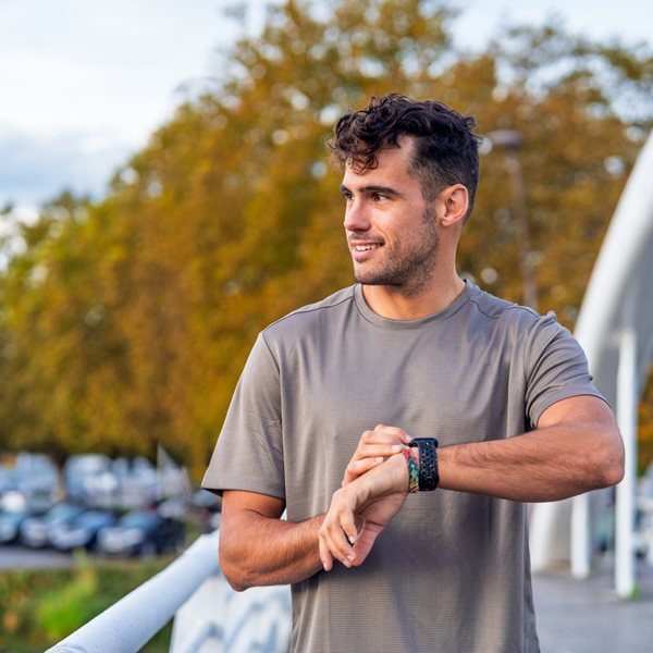 Πώς ξεχωρίζεις ένα αυθεντικό από ένα "μαϊμού" smartwatch