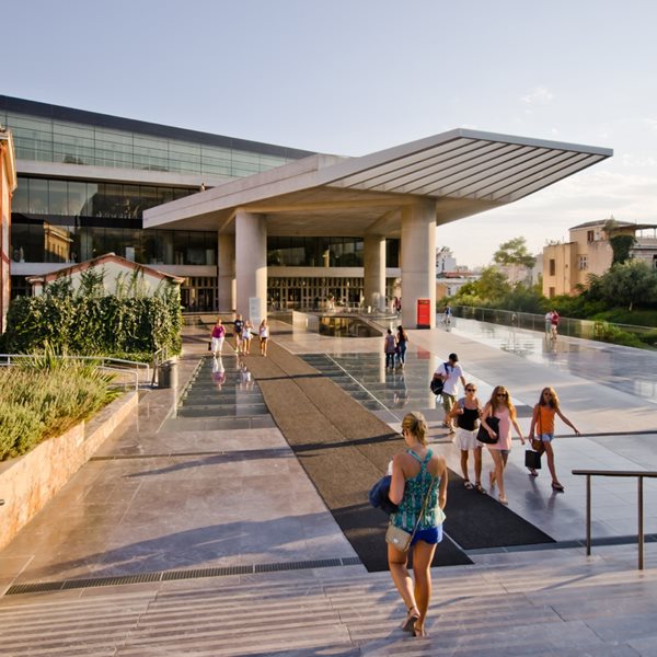 Ελεύθερη είσοδος στα μουσεία για όλους τους εκπαιδευτικούς