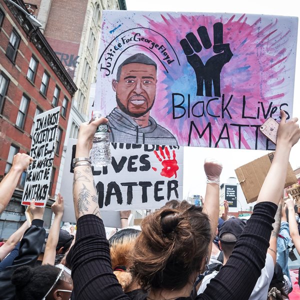 Σήμερα το τελευταίο αντίο στον George Floyd