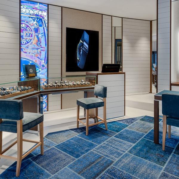 Τα εντυπωσιακά εγκαίνια της Hublot Boutique στη Σαντορίνη