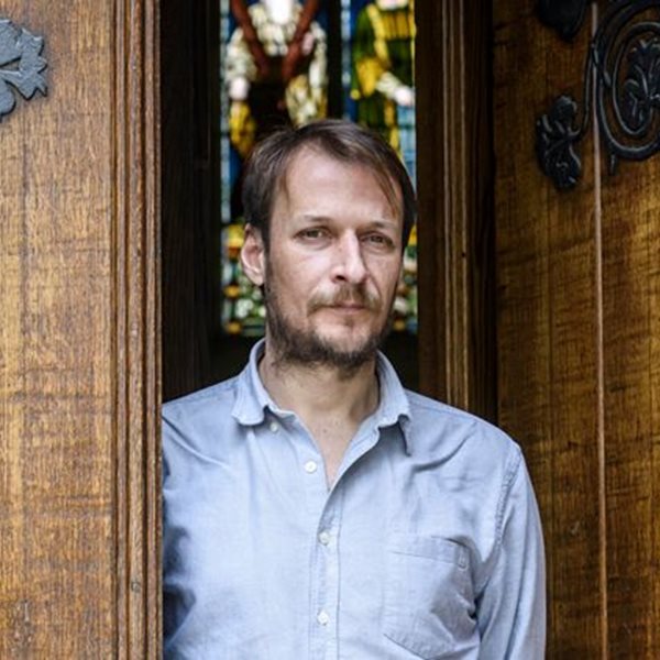 O Δημήτρης Μπίτος μας φιλεύει ένα ξεχωριστό ᾽Γεύμα᾽