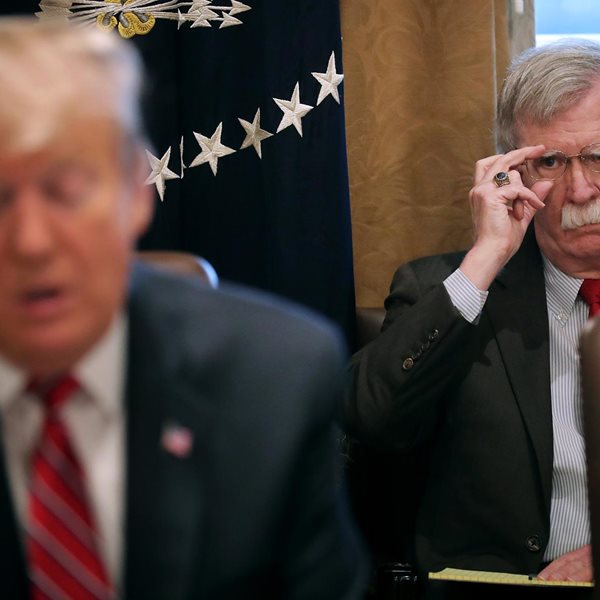 Τι αποκαλύπτει το βιβλίο του John Bolton για τον Donald Trump