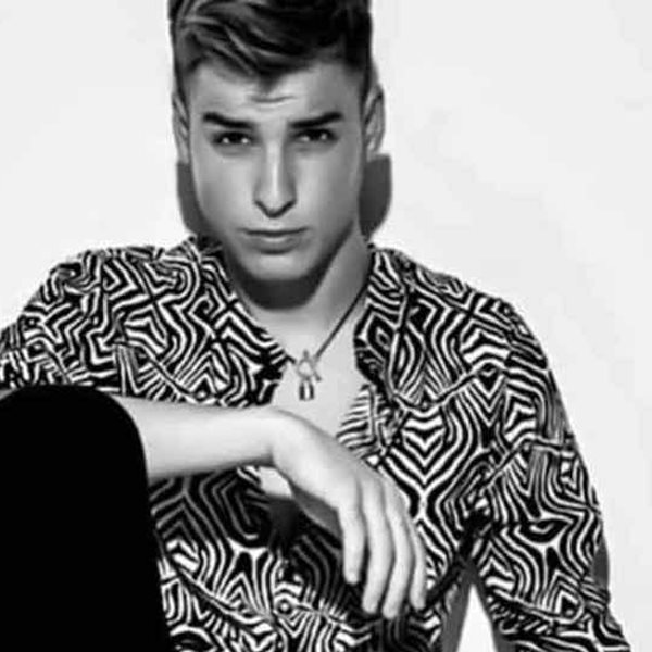 Μερικά βαθυστόχαστα τραγούδια που πέρασαν από την ελληνική δισκογραφία