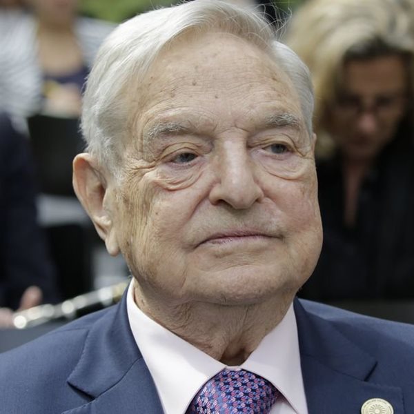 Γιατί οι εθνικιστές ηγέτες έχουν εμμονή με τον George Soros;