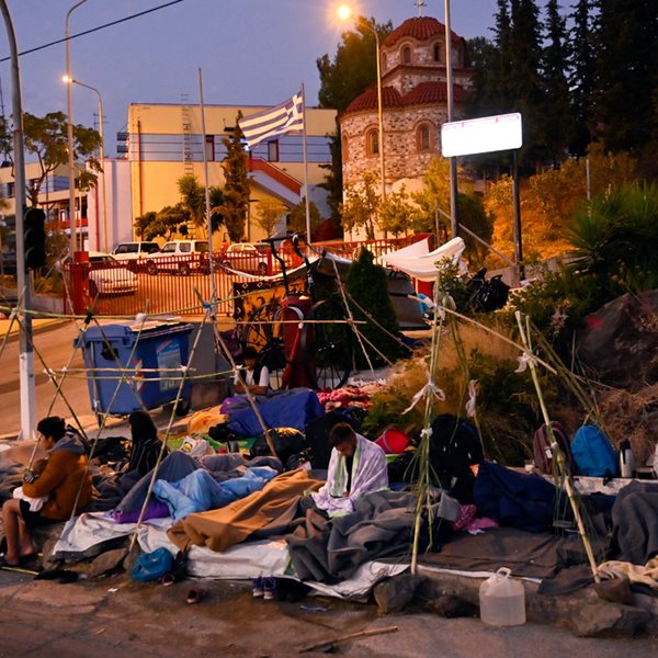 Ο κόσμος γίνεται ολοένα και λιγότερο ανεκτικός προς τους μετανάστες