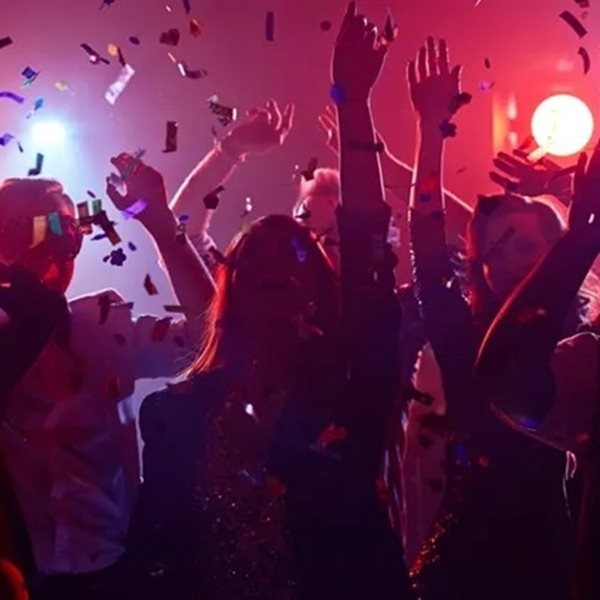 Nights out contest | Κέρδισε πρόσκληση για τo Best After Office Event x Schweppes - το hot party στο Nice n' Easy στον Πειραιά