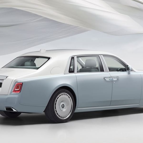 Η νέα Rolls-Royce Phantom Scintilla με σήμα τη Νίκη της Σαμοθράκης είναι εδώ