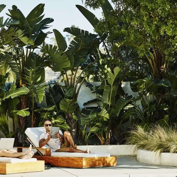 10 επαγγέλματα ιδανικά για γεννημένους ταξιδιώτες