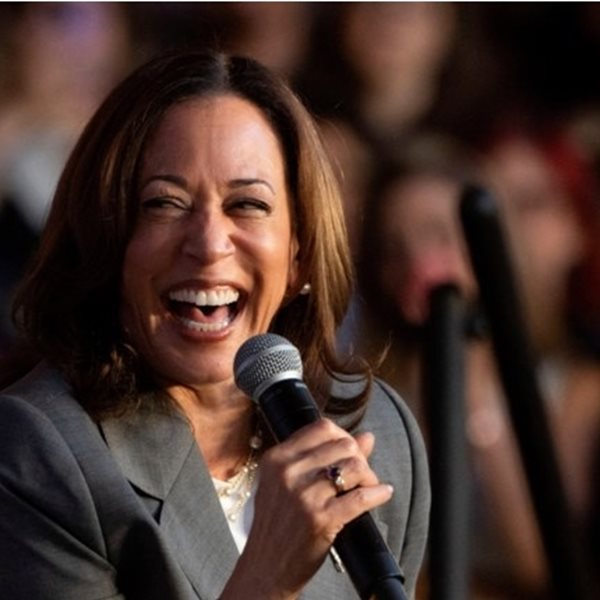 Η Kamala ψάχνει εντατικά τον αντιπρόεδρό της