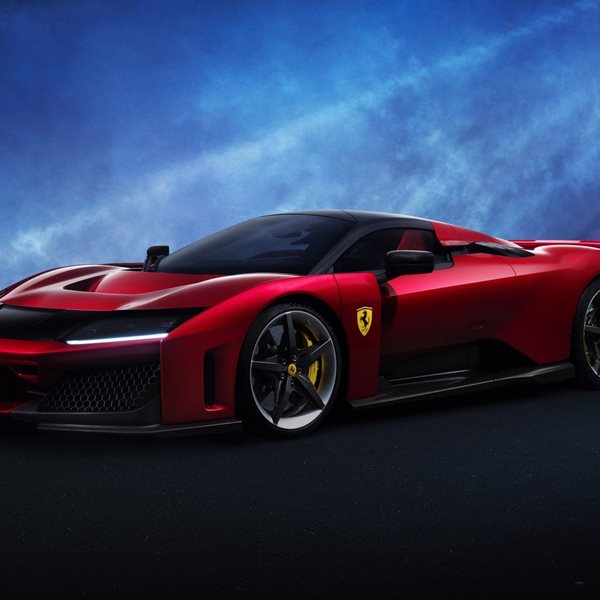 Αυτή είναι η εκπληκτική νέα Ferrari F80 και ανήκει ήδη στις κορυφαίες (εικόνες, video)