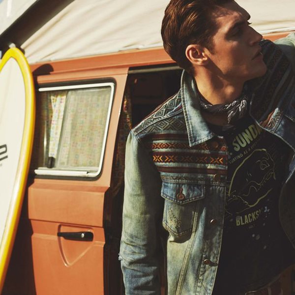 Το τζην μπουφάν όπως δεν το έχεις ξαναδεί