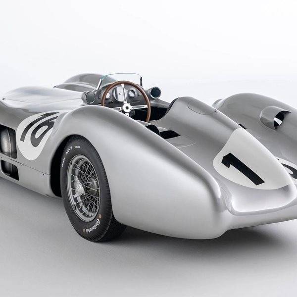 Αυτό είναι το δεύτερο πιο ακριβό αυτοκίνητο στον κόσμο-Ρεκόρ τιμής για την Mercedes W 196 R του Fangio