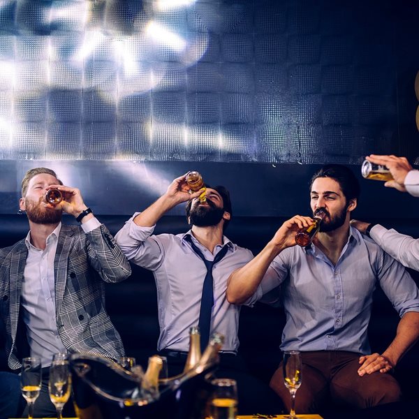 Πώς πρέπει να να συμπεριφέρεσαι σε ένα ποτάδικο