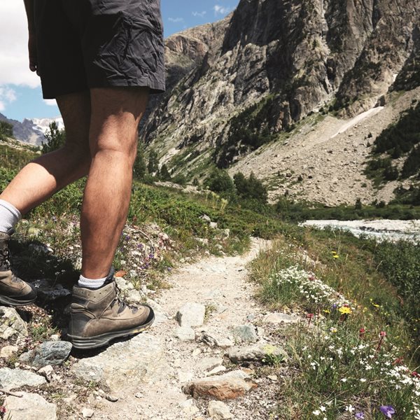 Η πιο ανώδυνη θεραπεία φλεβικής ανεπάρκειας σήµερα