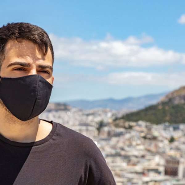 Κορονοϊός: Λιγότερα τα κρούσματα αλλά ακόμα πάνω από 3.000