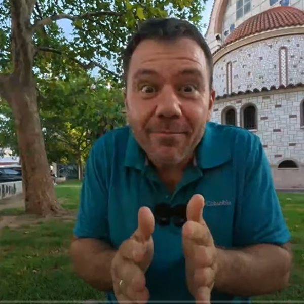 Πόσο cool είσαι ρε Ευτύχη Μπλέτσα-Το συμβάν με την κολώνα φωτισμού στον Εύοσμο και η ειλικρινής συγγνώμη του