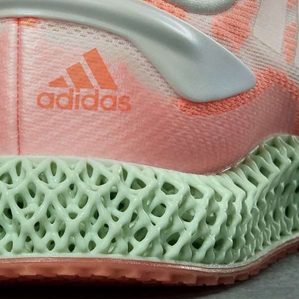 Τα adidas 4D είναι ίσως τα καλύτερα running sneakers