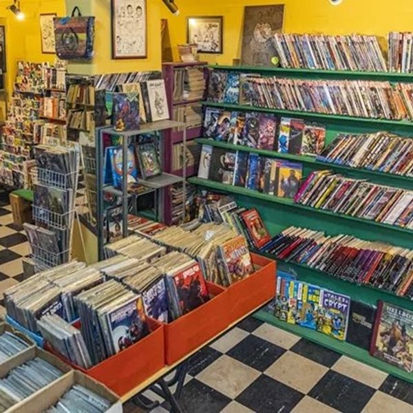 Τα πιο πολύχρωμα βιβλιοπωλεία της Αθήνας