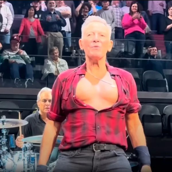 Μοιάζει ο Bruce Springsteen με την Tilda Swinton;