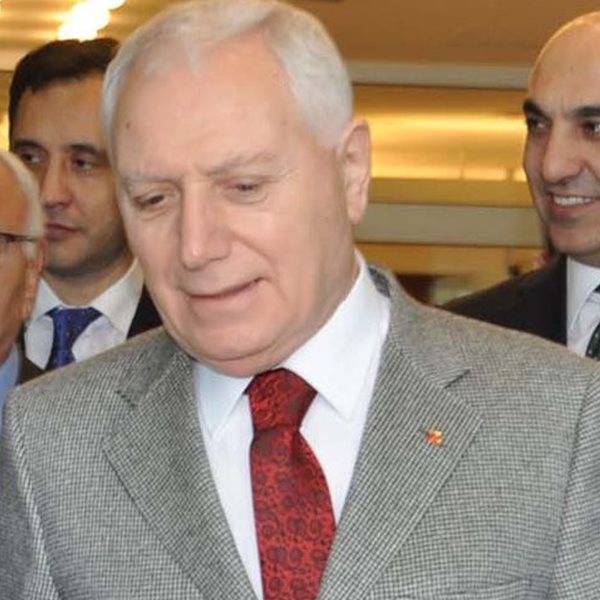 Mehmet Haberal ή αλλιώς, ο γιατρός από την Τουρκία που θα γίνει δεκτός στην Ακαδημία Αθηνών