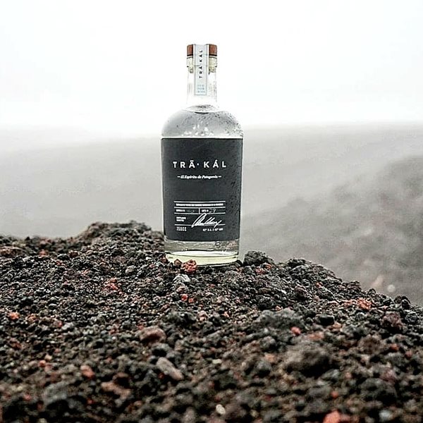 Στην Παταγονία μόλις έφτιαξαν δικό τους ποτό και το ονόμασαν Träkál