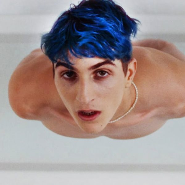 O Good Job Nicky έγραψε το January 8th για τη σύντροφό του