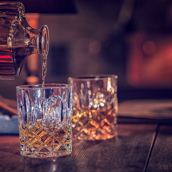 Τα ακριβότερα ουίσκι που βγήκαν στο σφυρί και κόστισαν μια περιουσία