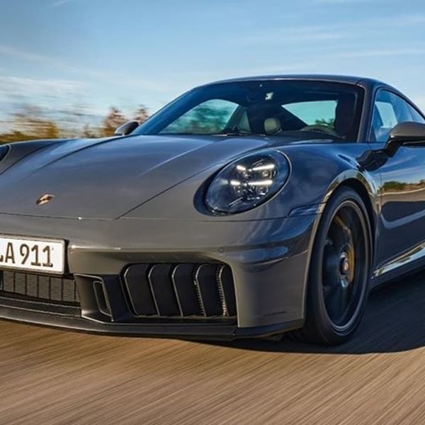 Όλα όσα γνωρίζουμε για την πρώτη υβριδική Porsce 911