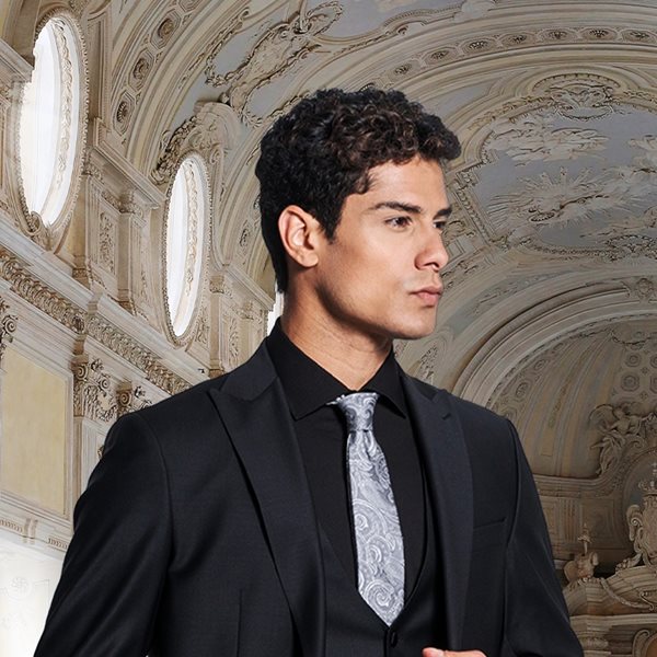 Αυτό το brand είναι συνώνυμο με το ποιοτικό και μοντέρνο αντρικό κοστούμι