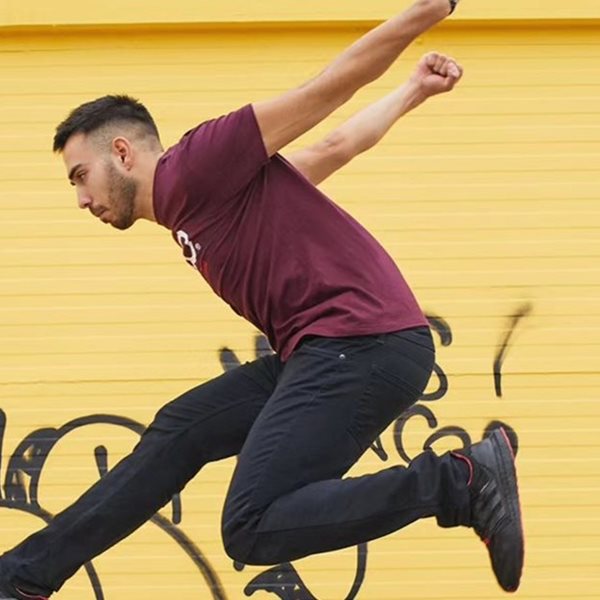 Πίσω στα θρανία με τις νέες τσάντες Polo και τον Δημήτρη Κυρσανίδη