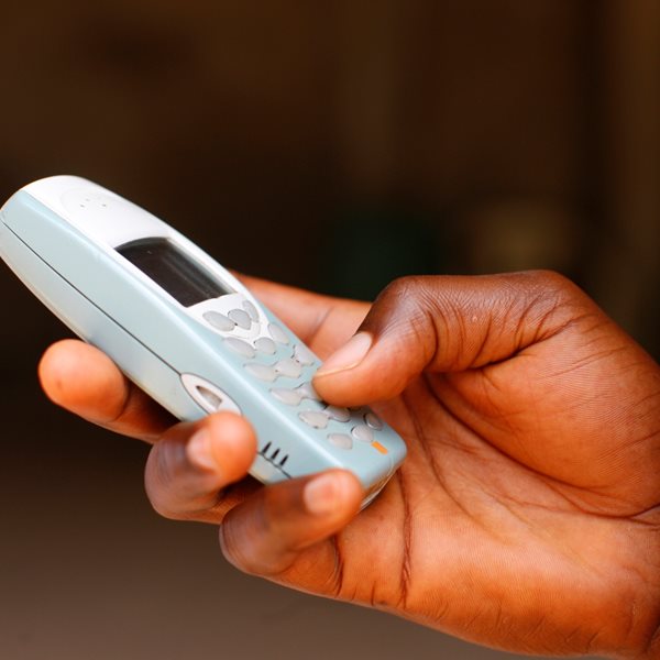 Η Microsoft ενδέχεται να (ξανα)αγοράσει τη Nokia