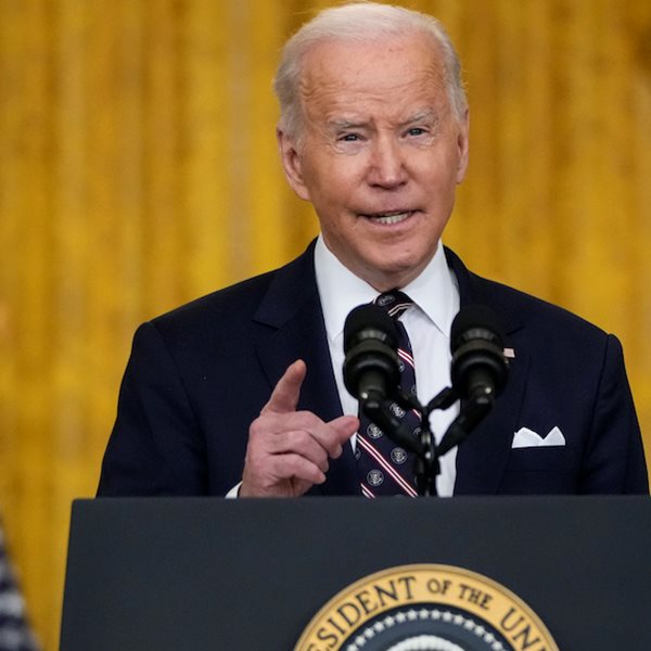 Ο Vladimir Putin είναι δικτάτορας, λέει ο Joe Biden