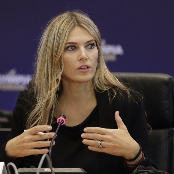 Η Εύα Καϊλή μηνύει το Ευρωπαϊκό Κοινοβούλιο